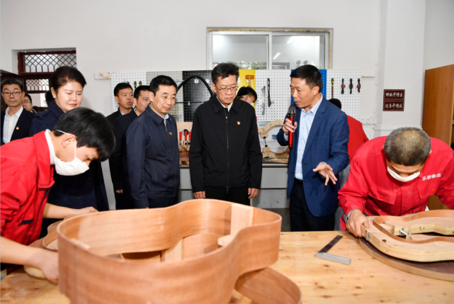 珠海市黨政代表團赴遵義考察，深化東西部協作共促職業(yè)教育發(fā)展